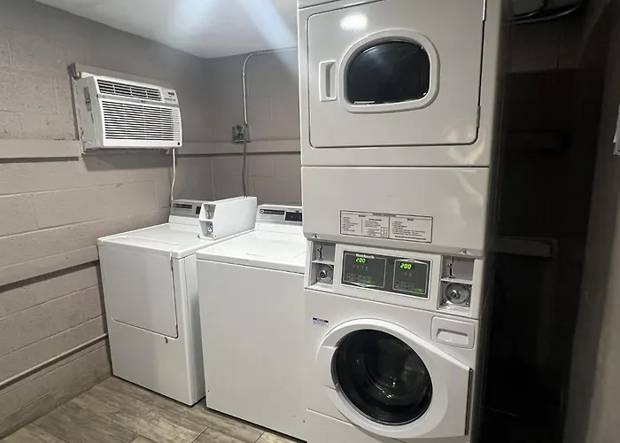 Super 8 By Wyndham Downtown Near Convention Center 4* Mesa