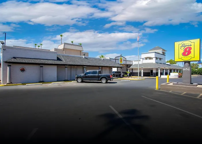 Super 8 By Wyndham Downtown Near Convention Center Hotel Mesa