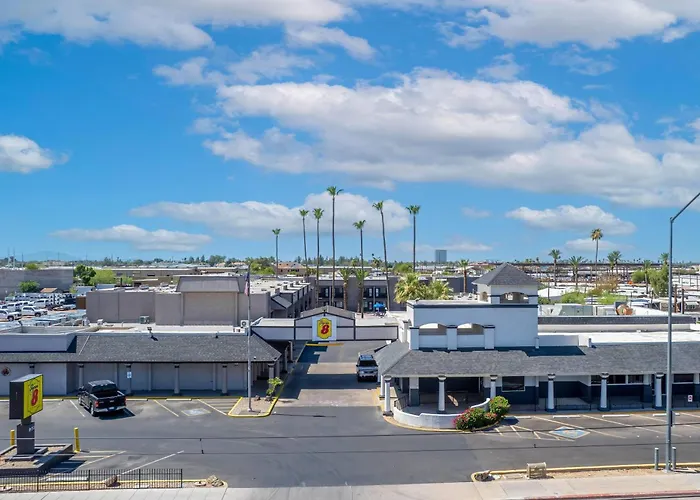 Hotel Super 8 By Wyndham Downtown Near Convention Center Mesa