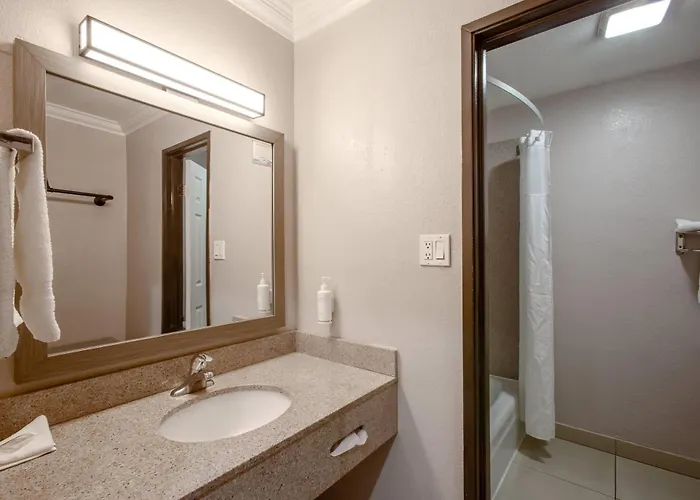 Hotel Super 8 By Wyndham Downtown Near Convention Center Mesa